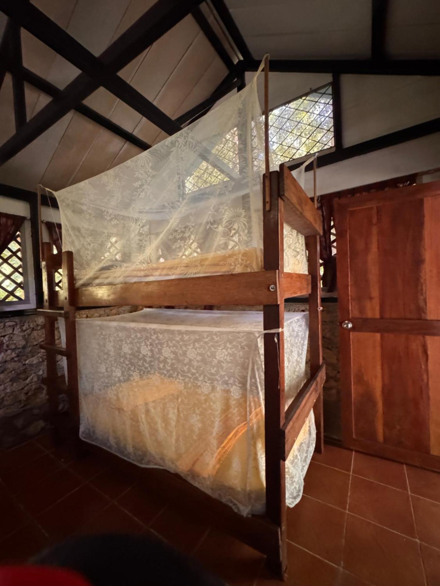 Finca Tatin Hotel Izabal ภายนอก รูปภาพ