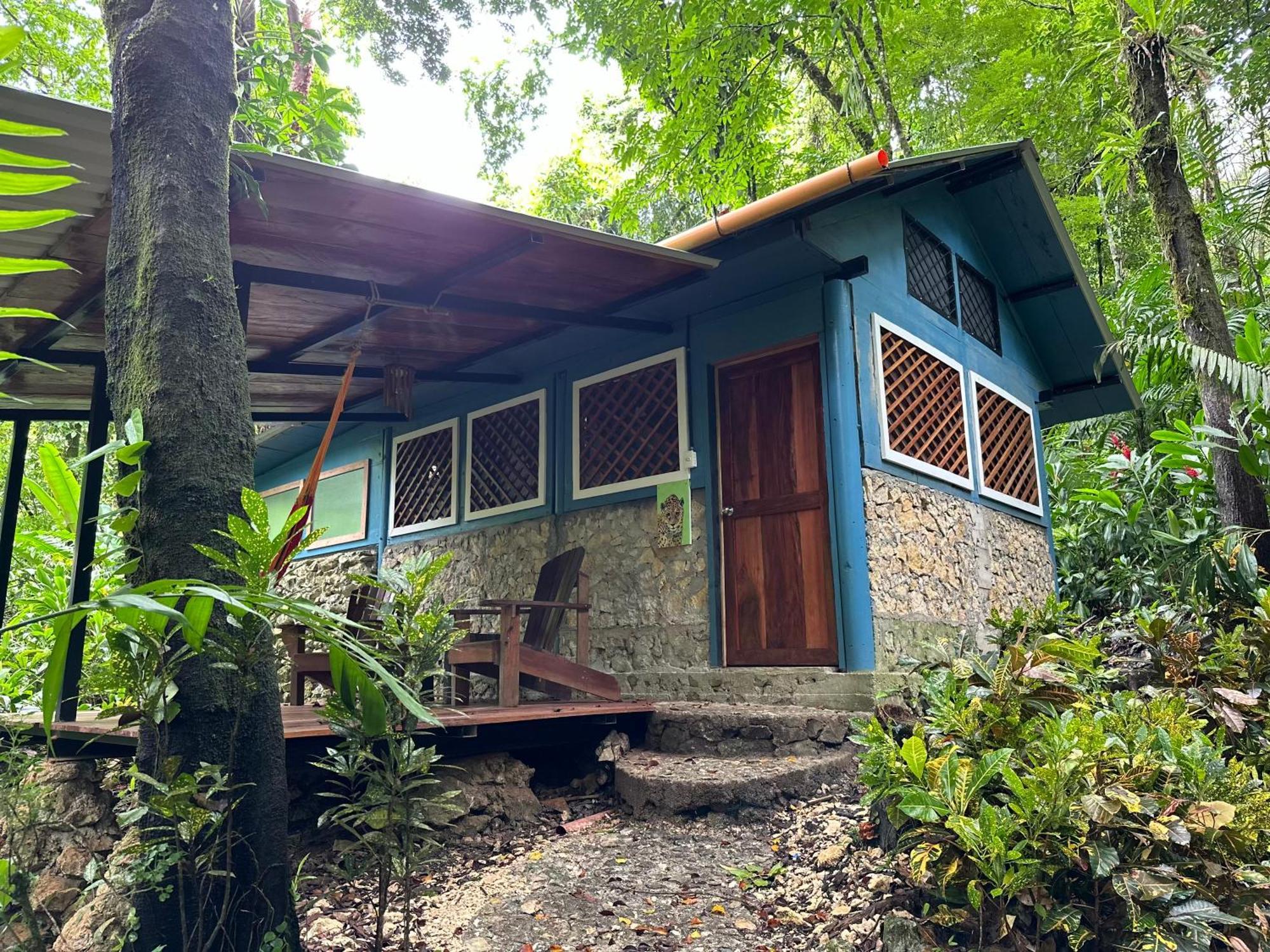 Finca Tatin Hotel Izabal ภายนอก รูปภาพ