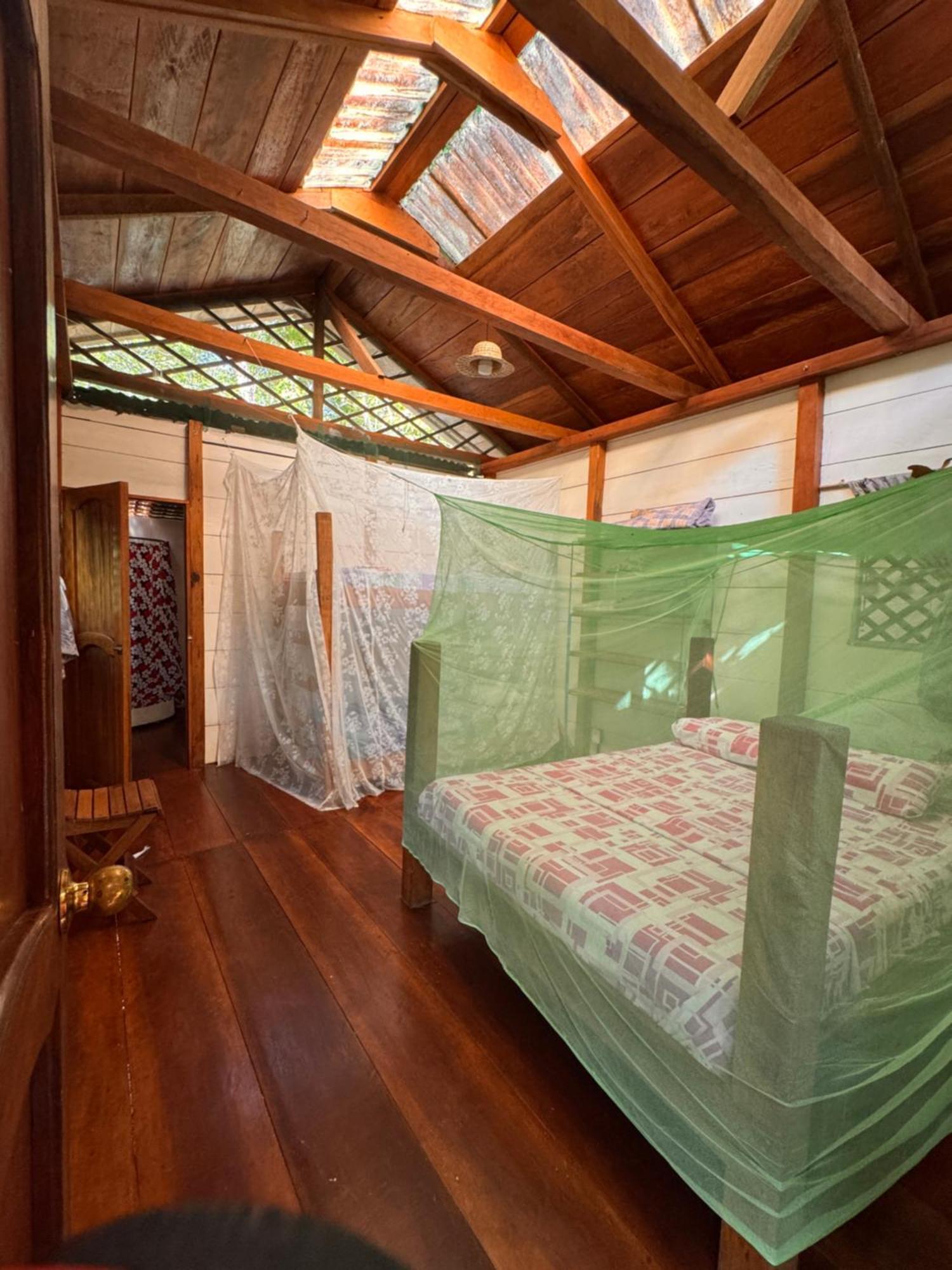 Finca Tatin Hotel Izabal ภายนอก รูปภาพ