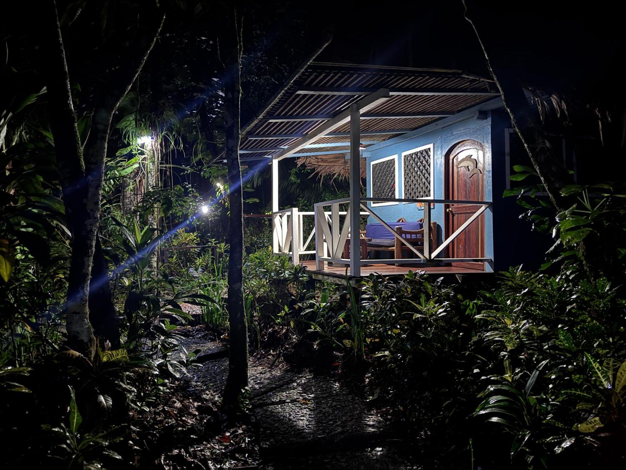 Finca Tatin Hotel Izabal ภายนอก รูปภาพ