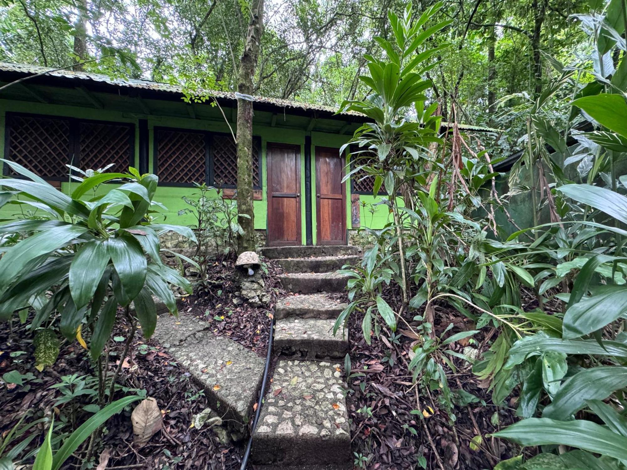 Finca Tatin Hotel Izabal ภายนอก รูปภาพ