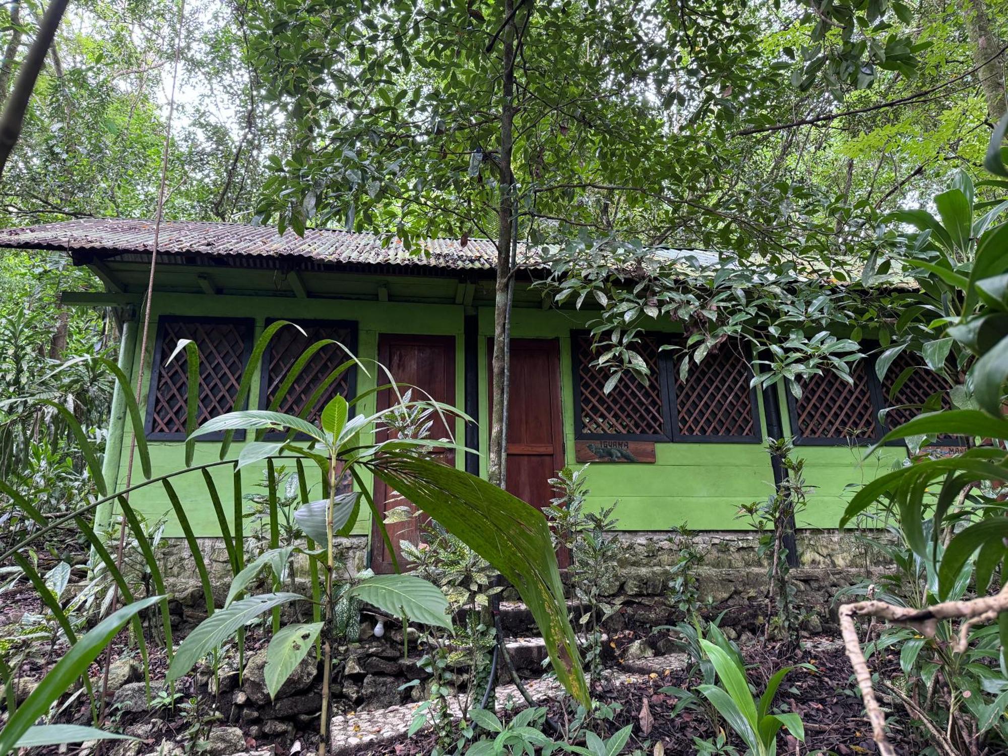 Finca Tatin Hotel Izabal ภายนอก รูปภาพ